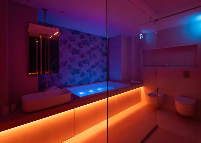 Dimora Della Vener Luxury בית נופש *